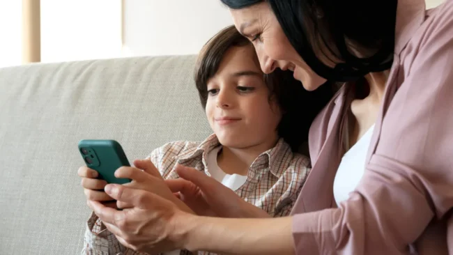 Atenção, papais! Instagram terá classificação indicativa como de cinemas (2)