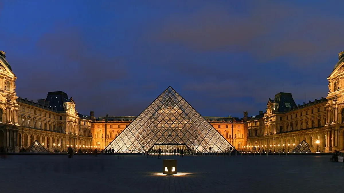 Museu mais famoso do mundo é roubado: veja o que levaram do Louvre