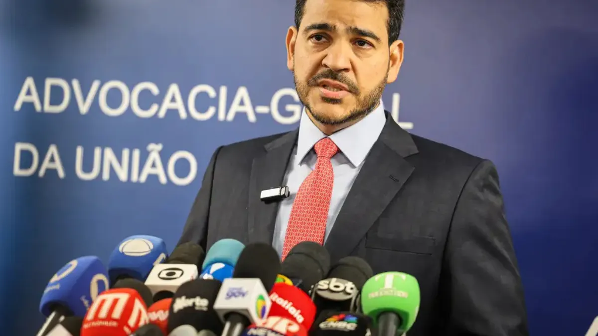 Quem é Jorge Messias, indicação de Lula a ministro do STF