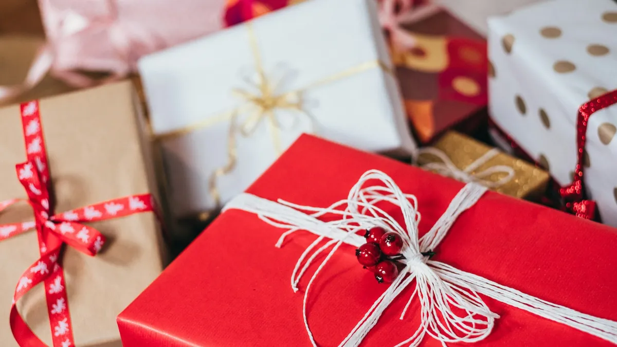 Fim de ano é época de amigo oculto: confira 8 dicas de presente para agradar seu amigo secreto