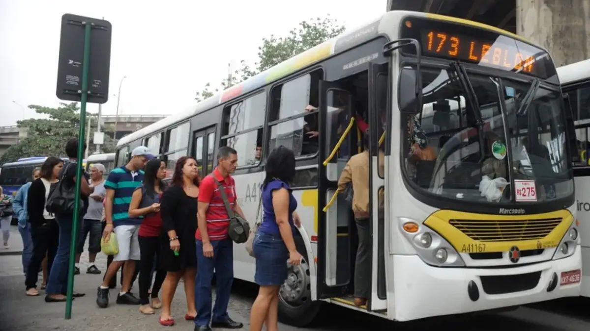 Passagem de ônibus vai aumentar o valor da tarifa já em janeiro de 2026: saiba mais detalhes