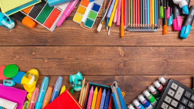 Volta às aulas temporada de compras de materiais escolares exige atenção para não sair no prejuízo; entenda (1)