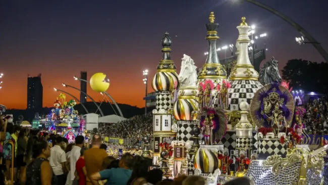 Carnaval chegando! Confira os dias e horários de desfile das escolas de samba do RJ e SP (1)