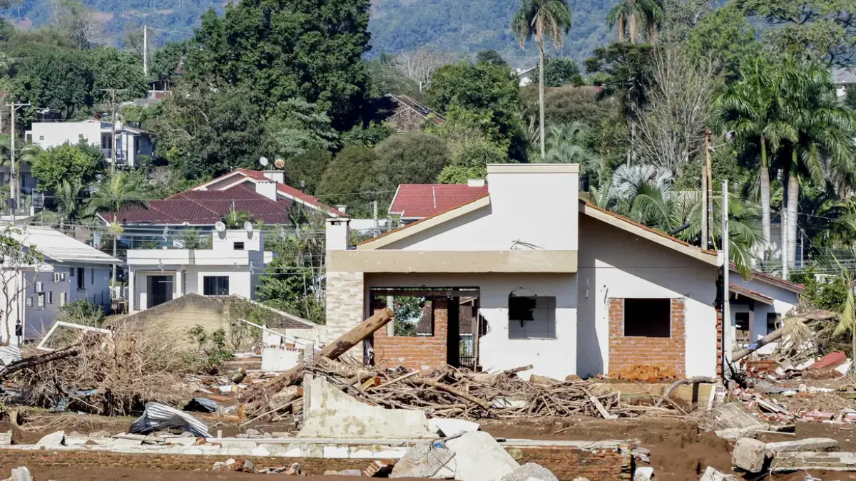 Governo federal traz de volta o Auxílio Reconstrução; saiba quem tem direito e o que fazer para receber