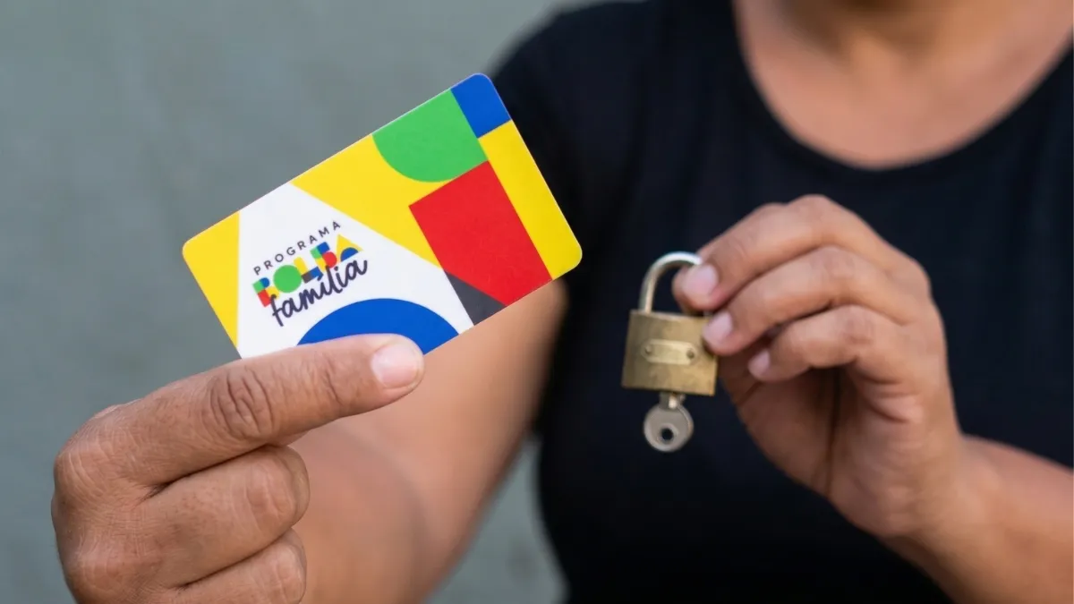 Sinal de alerta: centenas de famílias podem ter Bolsa Família bloqueado este mês; entenda